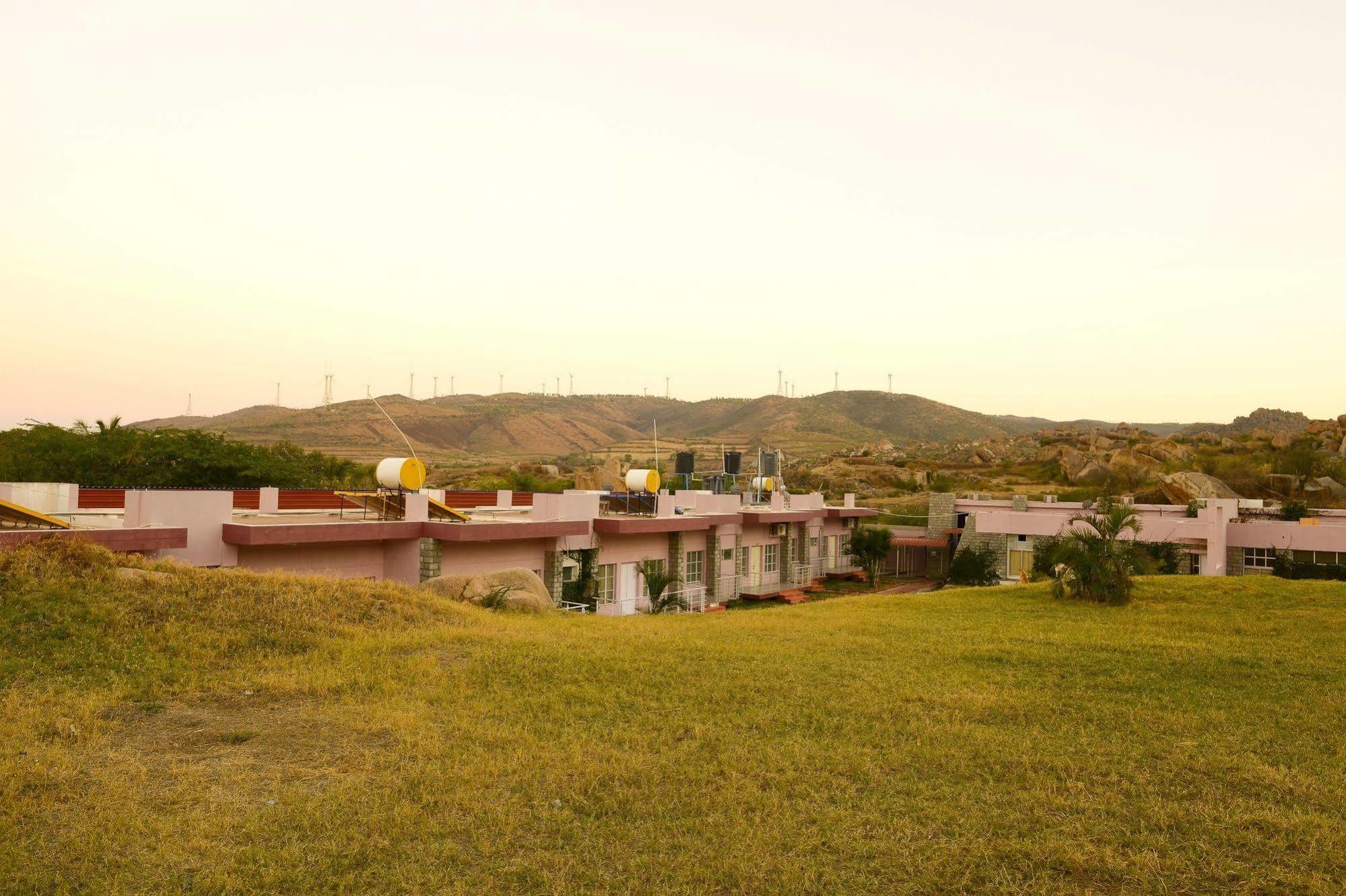 Kstdc Hotel Mayura Yatrinivas Mysore Exterior photo